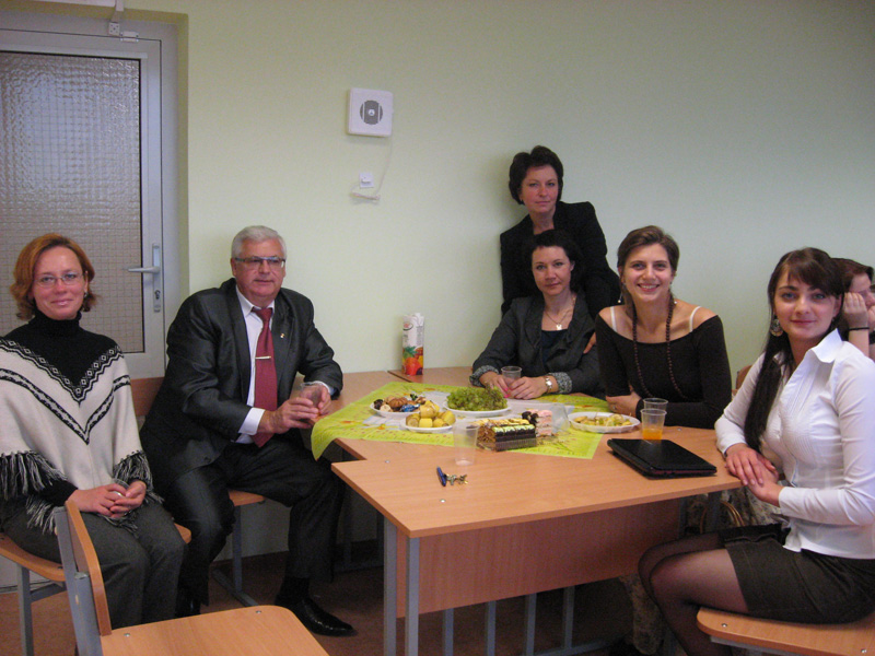 2012_10_17_09