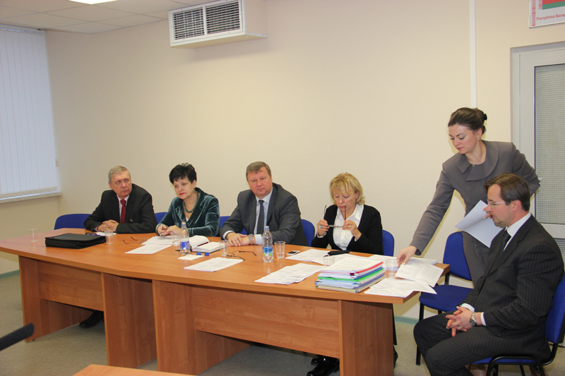 2012_11_28_03_01